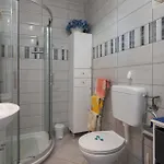 Jenny Br 2 Apartment